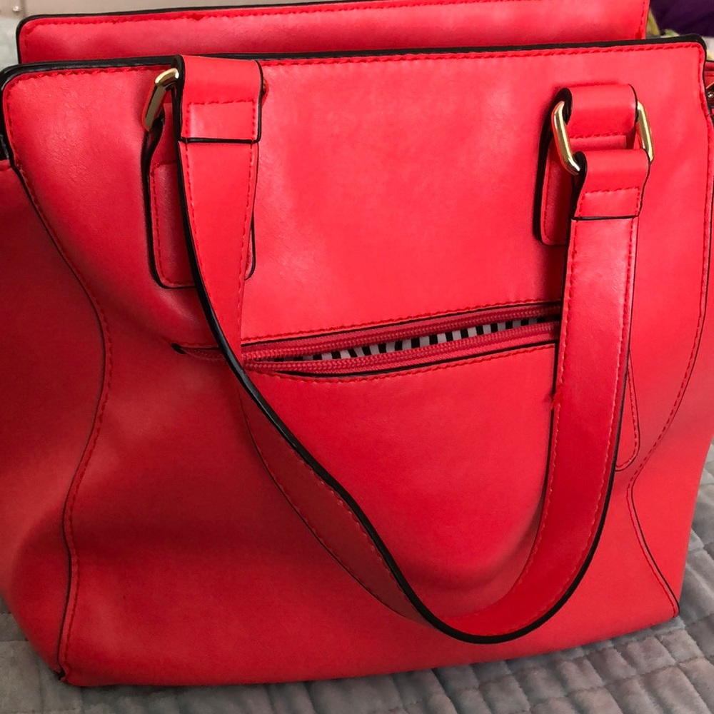 Purse - Picture 2 of 2